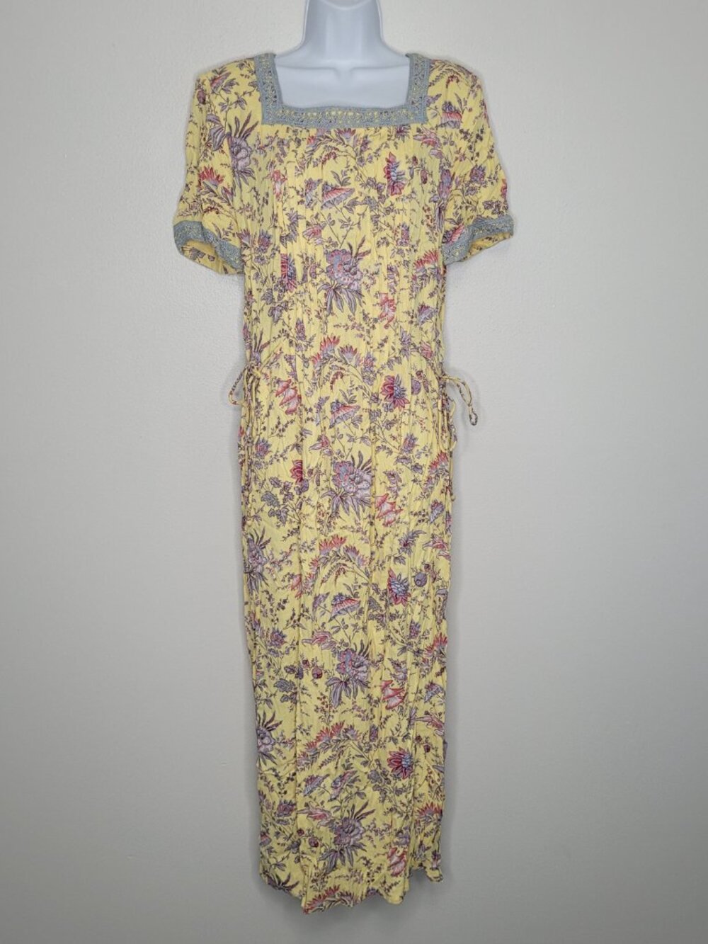Vintage Sarah Elizabeth yellow all over floral print side ties maxi dress 12